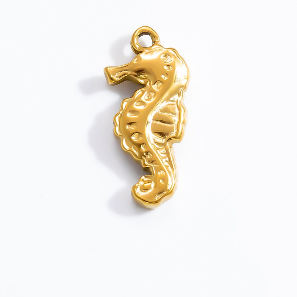 seahorse gold charm